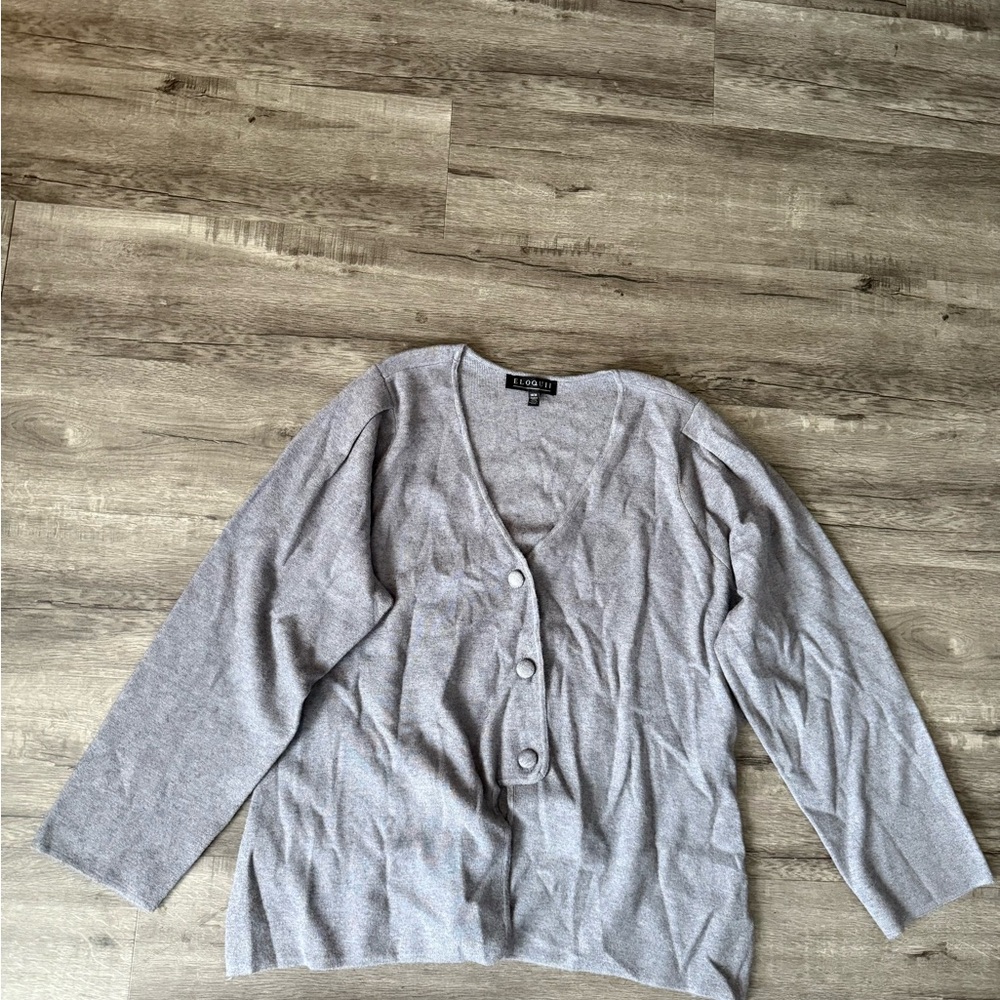 Eloquii Gray V-Neck Sweater Fitted Knit - Picture 3 of 9
